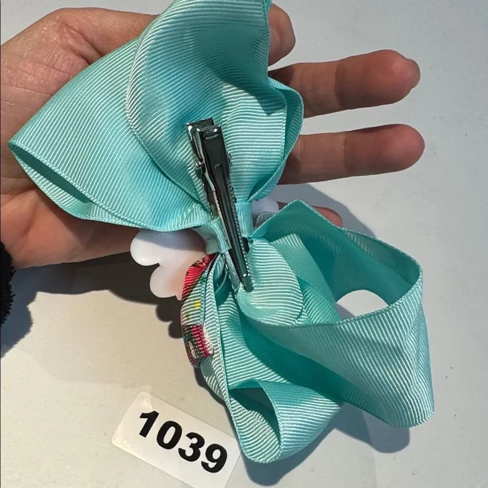 1039 Mint Green Color Hello Kitty Hair Bow Alligator‎ Clip